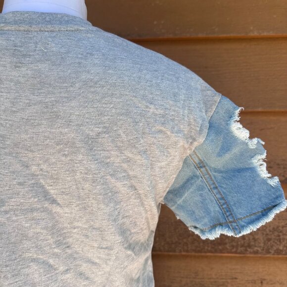 Thrill Jeans Cropped Tee With Distressed Denim Sleeves & Pocket Gray/Blue Womens - Picture 7 of 10